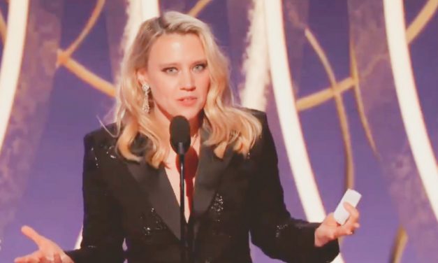 Entertainment: Kate McKinnon Delivers Emotional Speech for Ellen at the Golden Globes