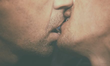 Hot or Not: Do You Enjoy French Kissing?