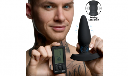 Here’s How to Get Your Free Pulsing and Vibrating Plug at A4A Store This Week