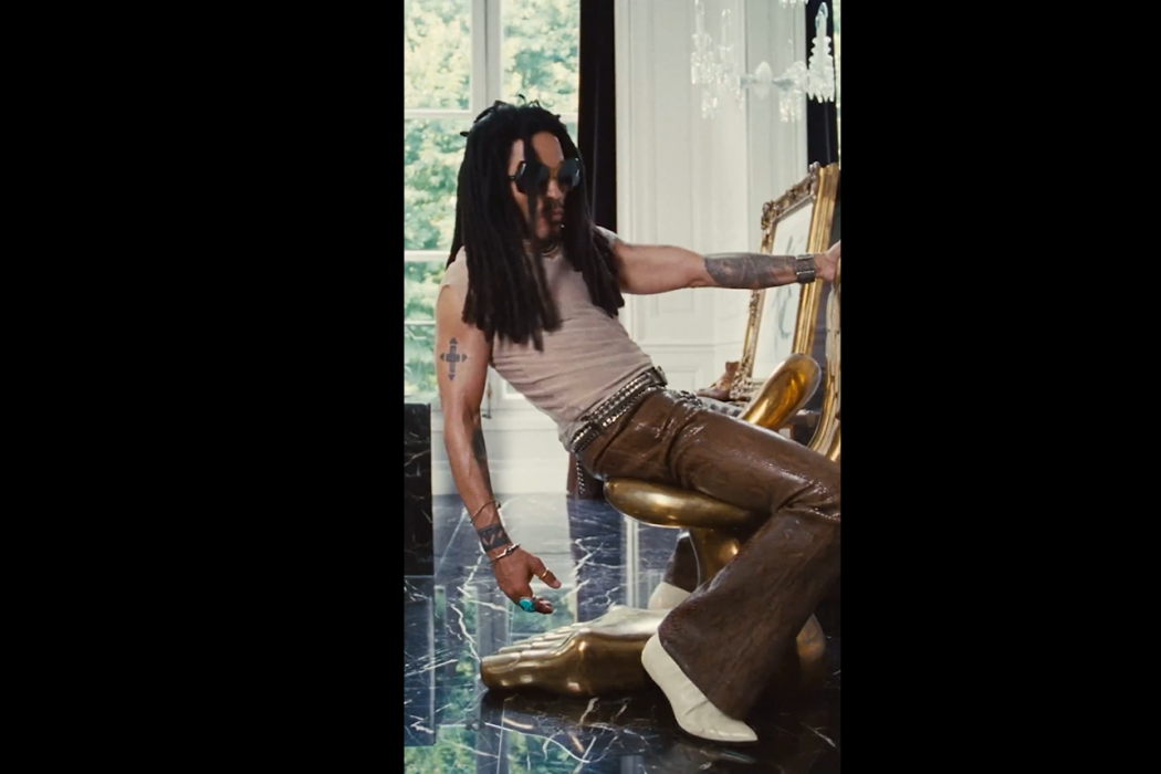 Lenny Kravitz Teases Fans with Sexy Music Video for ‘TK421’