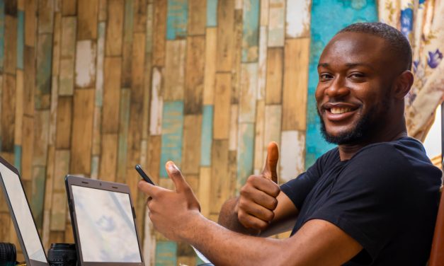 How to Refresh Your Dating Profile for the New Year