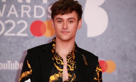 Tom Daley’s Steamy Shower Scene Has Everyone Talking and Thirsting
