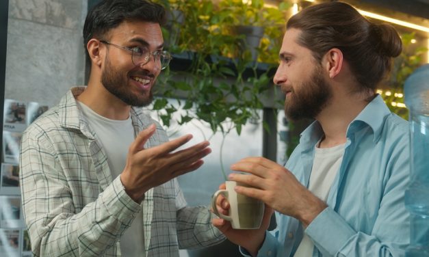 Speak Out: Would You Risk Telling Your Straight Friend that You Like Him?